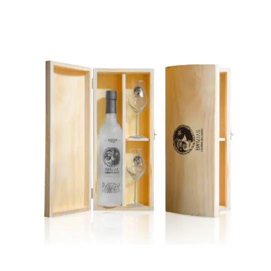 CAJA DE MADERA CON PISCO PERSONALIZADO 500ML Y 3 COPAS - Imagen 3